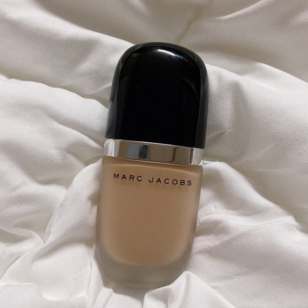 Marc Jacobs Beauty - Genius Gel Foundation